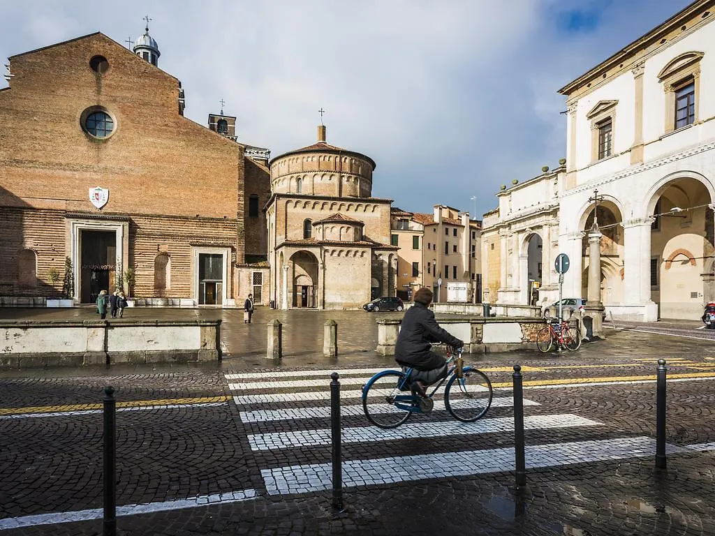 Myplace Duomo Family Apartment Padova Italia